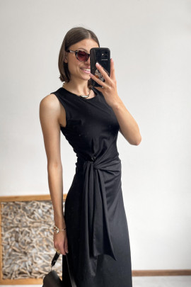 šaty úzke čierne